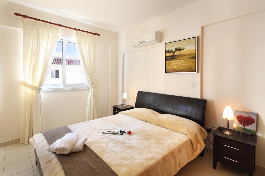 Adamou Gardens Apartment Paphos Exterior photo